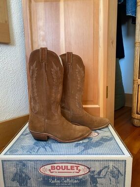 Boulet Women's Brown Suede Western Cowboy Boots